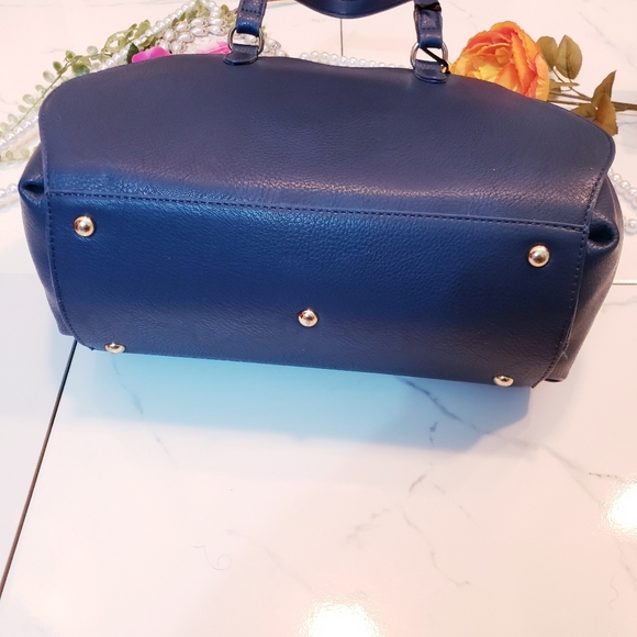 NEW! Vegan Leather Satchel Handbag - Picture 4 of 8